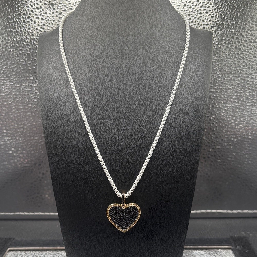 Elegant Silver Heart Pendant Necklace